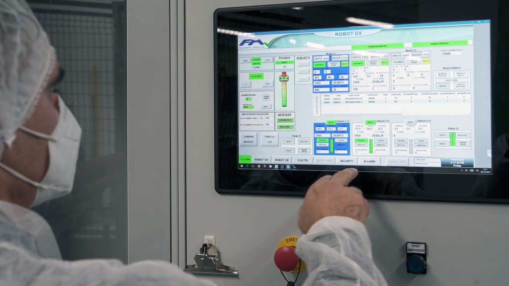 Diva International’s logistics team monitoring robot fleet