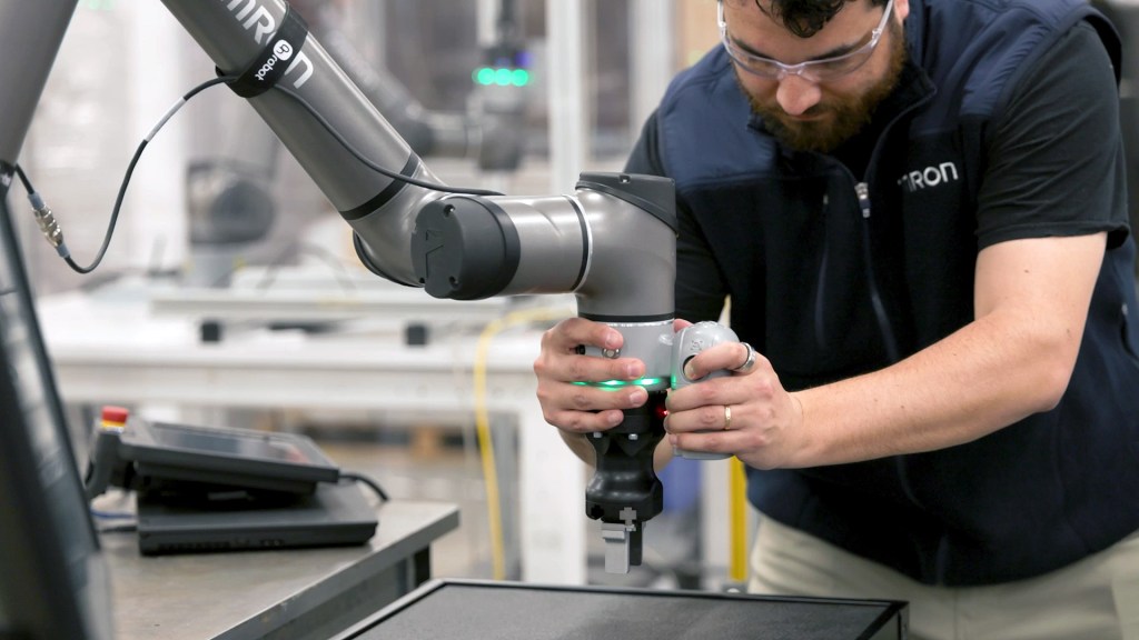 Collaborative robot hand guidance setup