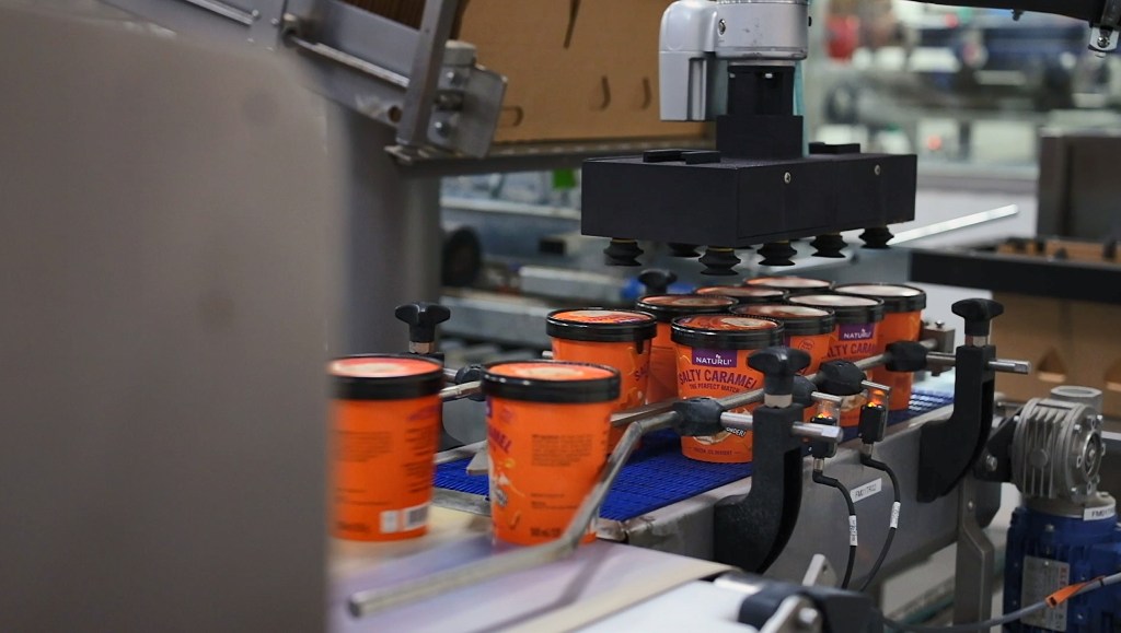 End of line packaging robotics
