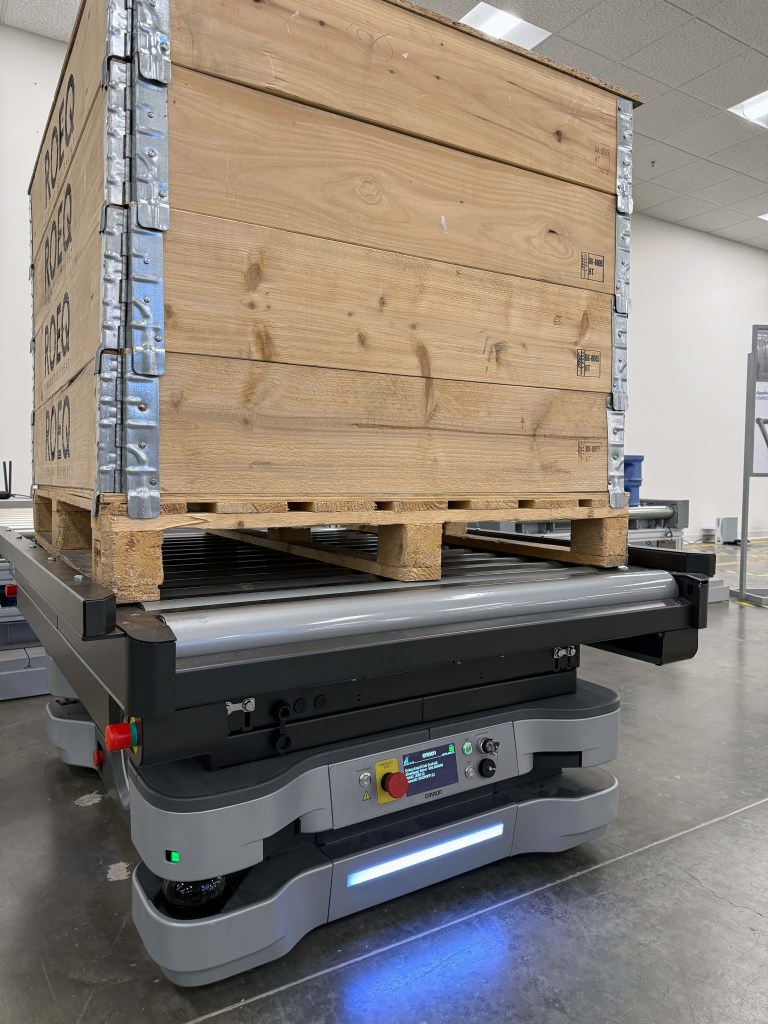 MD-650 pallet-transfer