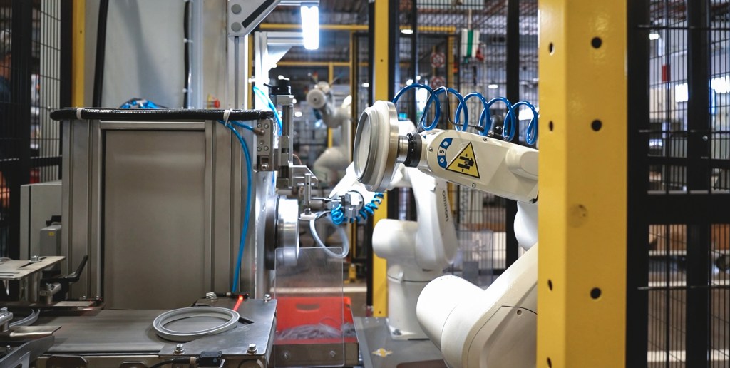 Seal finishing automation system at Trelleborg production line