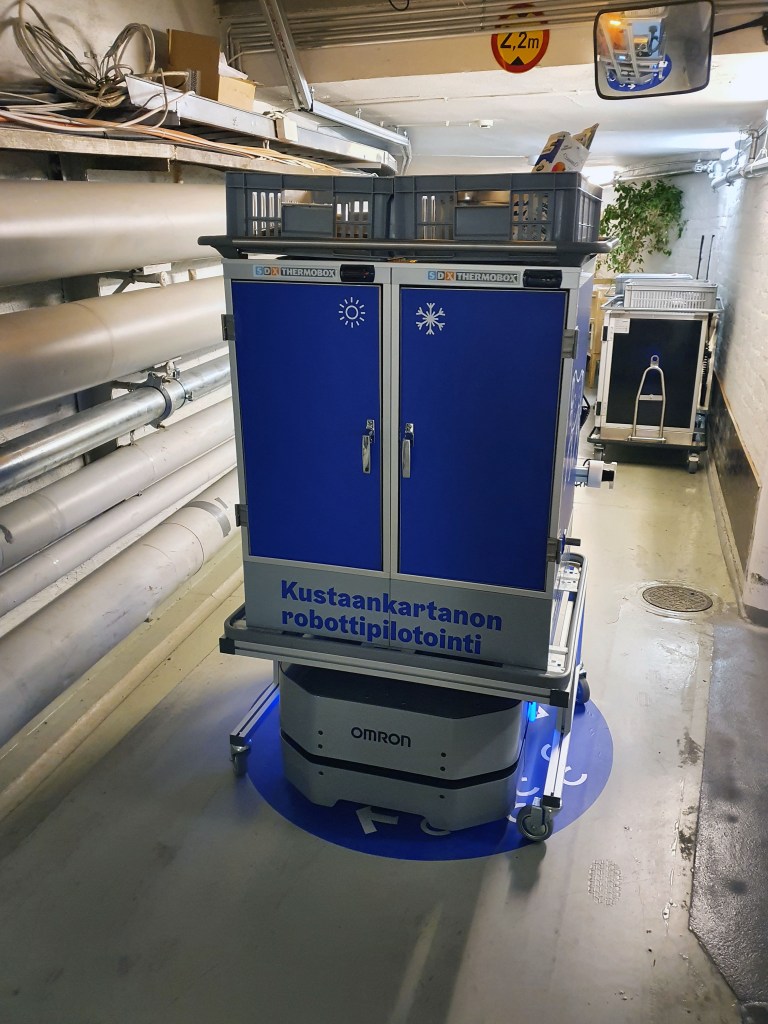 Advanced navigation system on automated service robot