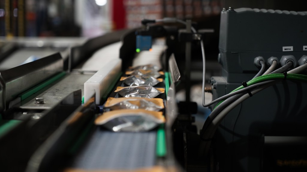 Conveyor Belt at Mackle Petfoods