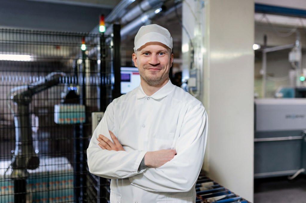 Customer satisfaction builds lasting partnerships.