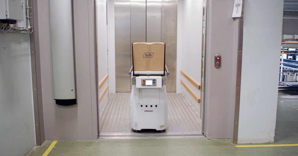 OMRON LD-60 AMR working in TePe automated oral care manufacturing plant