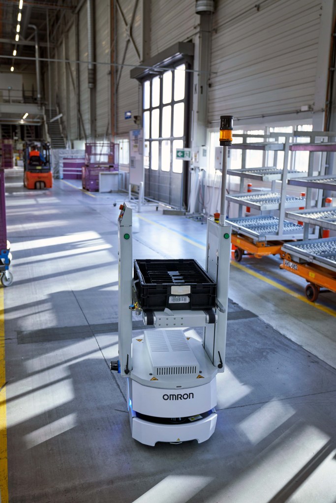 OMRON LD-90 AMR logistics automation to streamline automotive production