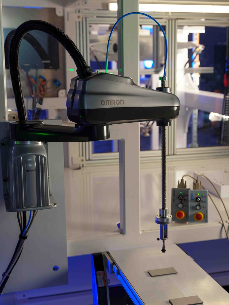 OMRON SCARA Robot Pick-and-Place