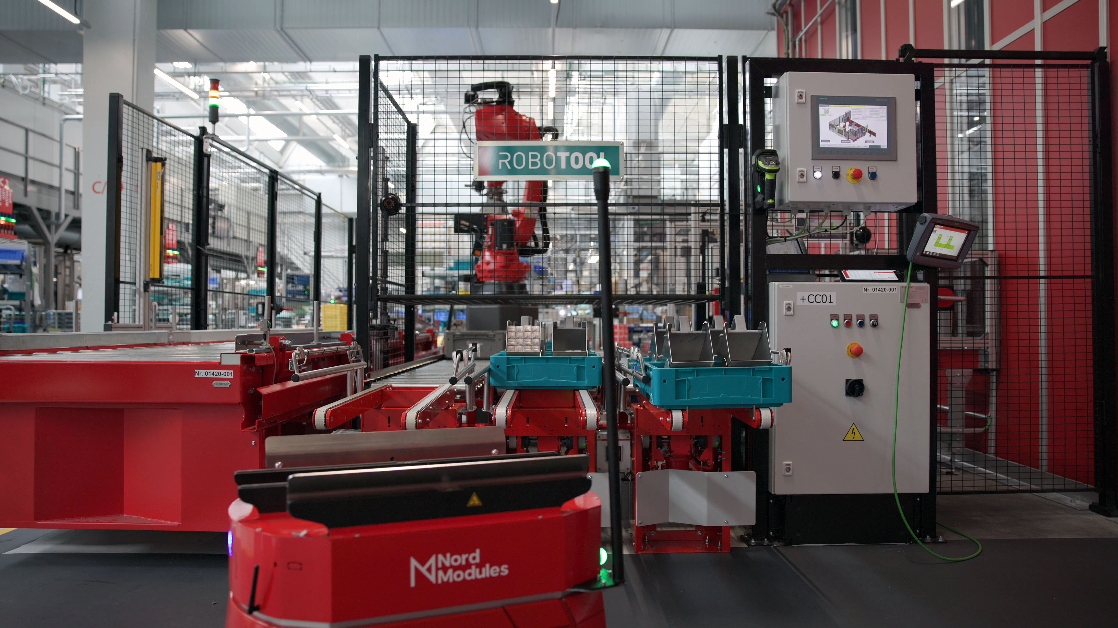 Autonomous Warehouse Robots Enhance Efficiency | Case Study