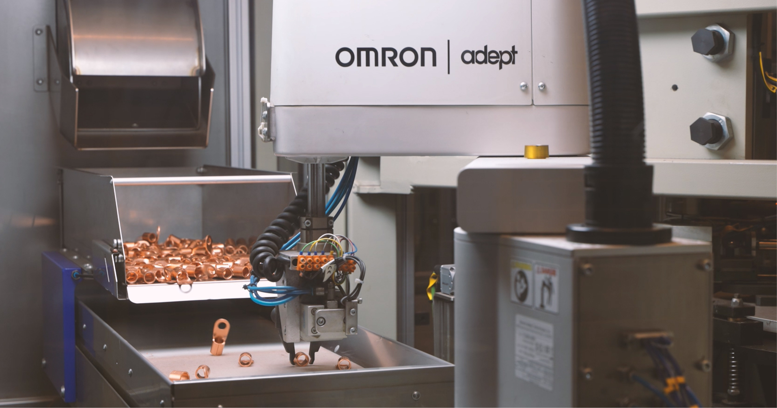 erko_collaborates_feeder_fcard_comp