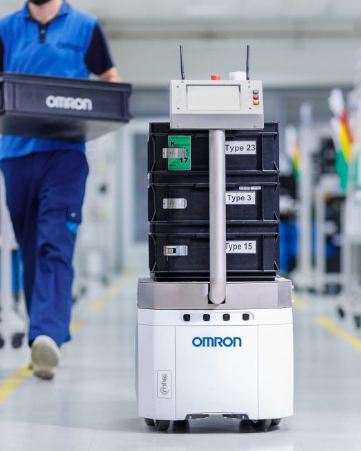 Material_Transport_OMRON_Robotics