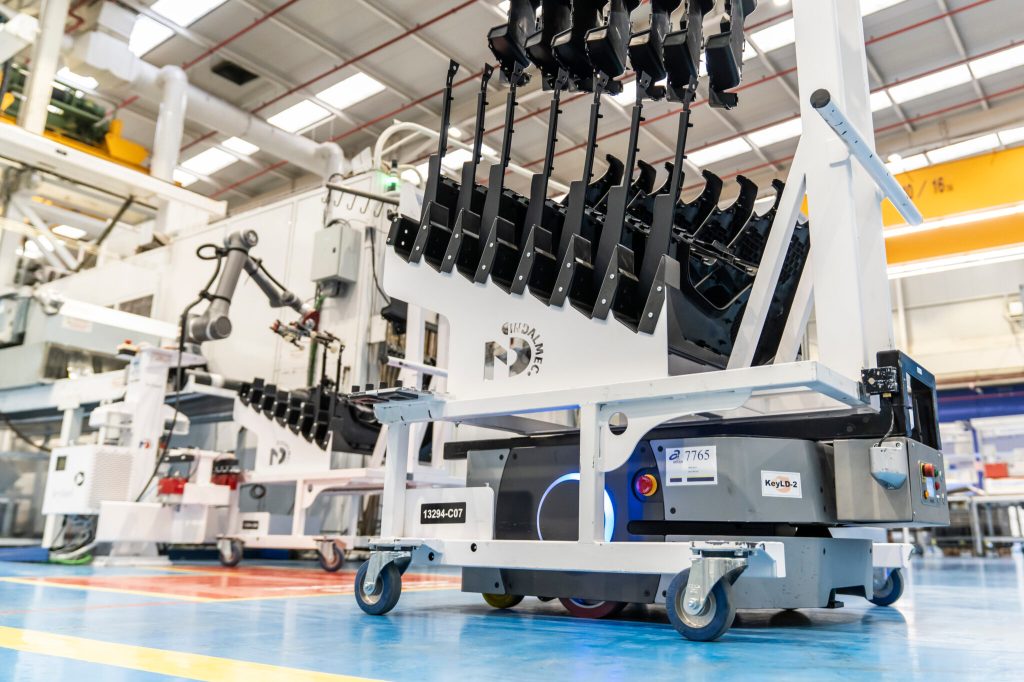 OMRON LD-250 AMR and TM Series Collaborative Robot