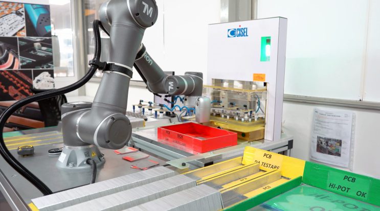 TM5-900-Omron_Robotics.png