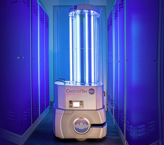 mobile_robot_uv-light-sterilisation-OMRON