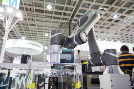 semiconductor industry pick & place